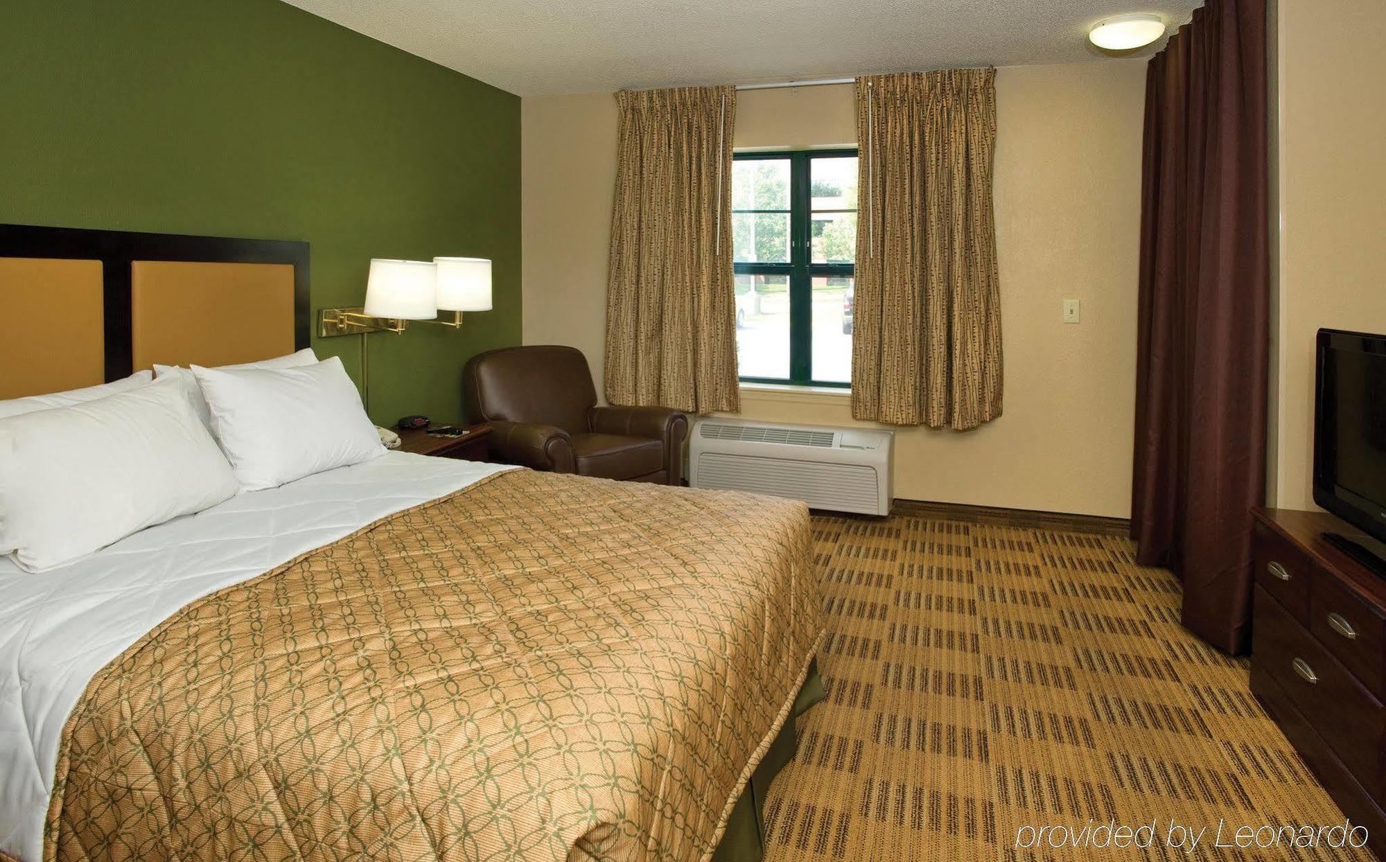 Extended Stay America Suites - Bakersfield - California Avenue Room photo